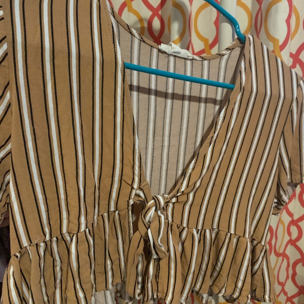 Tan Tie-Top